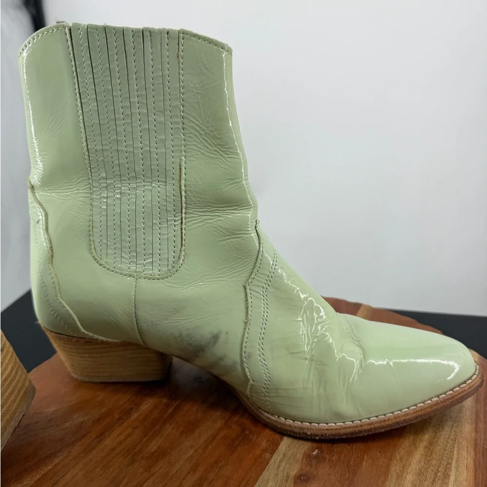 Free People New Frontier Chelsea Boots mint green patent leather‎ finish 40 9.5